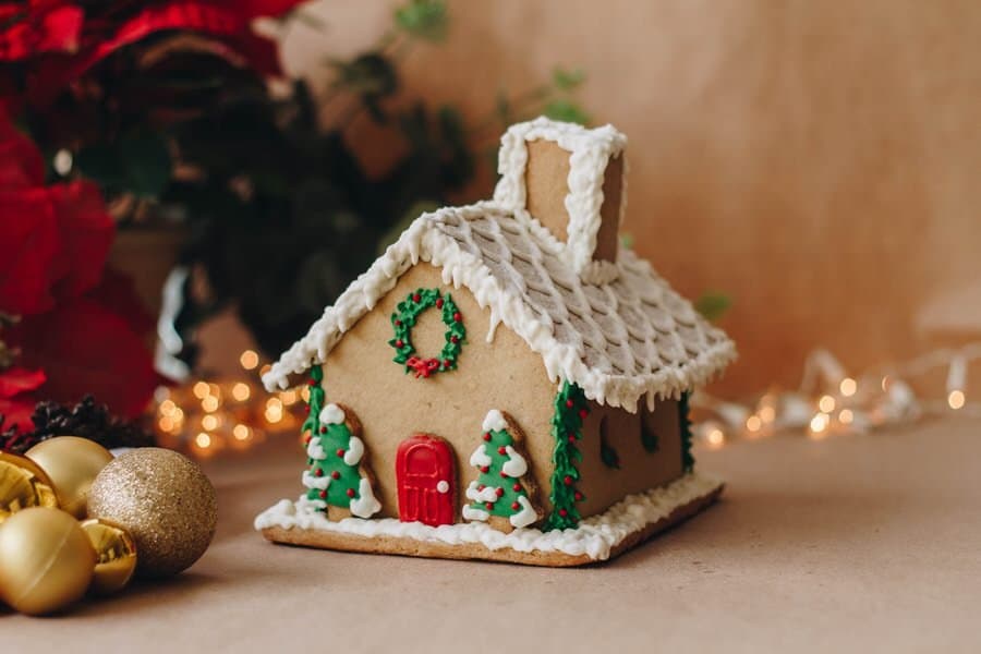 Gingerbread House Decorating