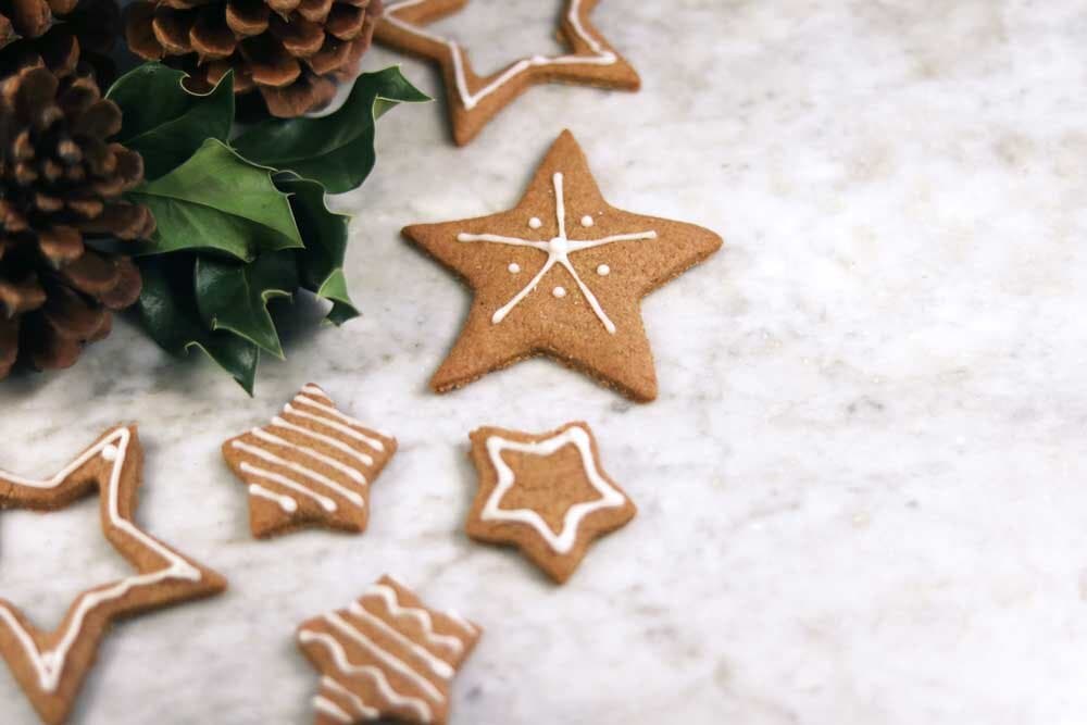 Holiday themed cookie decorating class